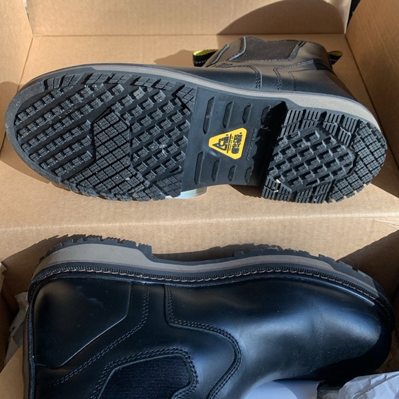 ACE Work boots/ steel toe/ anti slip WORN ONCE to try on - Picture 3 of 6